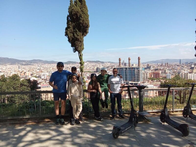 Barcelona: E-Scooter and Bike Tour - Itinerary Highlights