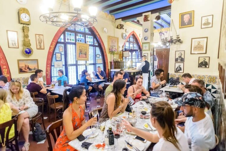 Barcelona Ebike Tour With Wine and Tapas Experience - Exploring Iconic Landmarks and Hidden Gems