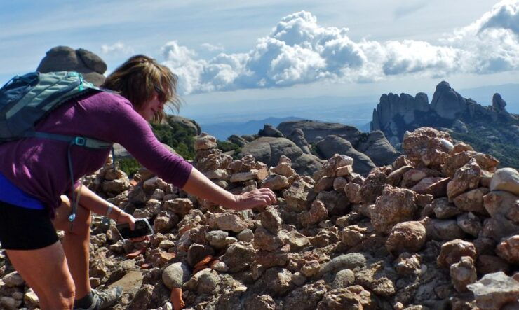 Barcelona: Eco-Friendly Montserrat Hiking Experience - Activity Details