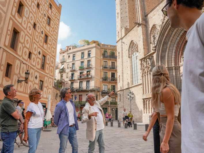 Barcelona: El Born/Gothic Quarter Wine and Tapas Bar Tour - Tour Duration and Itineraries
