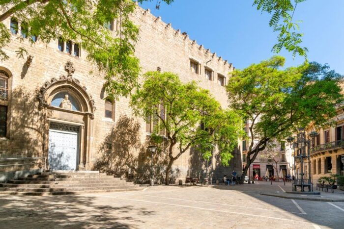 Barcelona El Born in 1 Day: Walking Tour With Digital Guide - Customer Feedback and Ratings