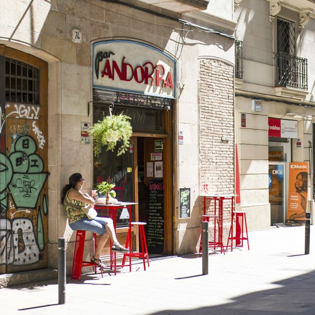 Barcelona: El Born Quarter, a Self-Guided Secret City Game - Meeting Point Instructions