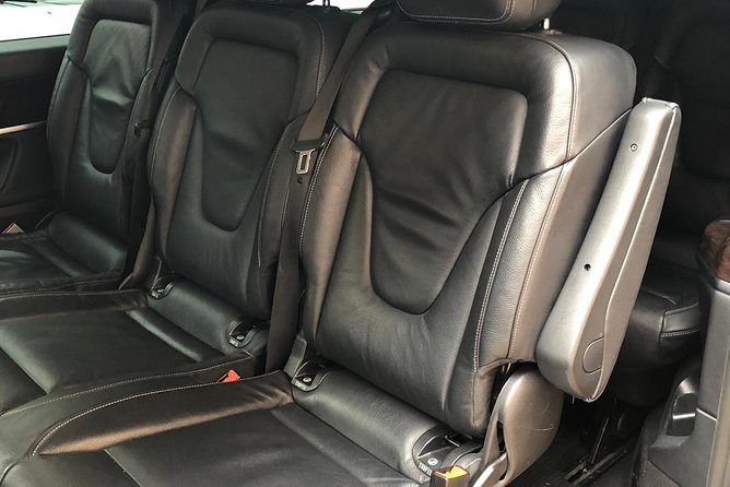 Barcelona El Prat Airport (BNC) to Palamós - Arrival Private Van Transfer - Additional Services and Accessibility