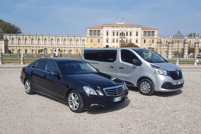 Barcelona El Prat Airport (BNC) to Palamós - Round-Trip Private Van Transfer - Pickup Details