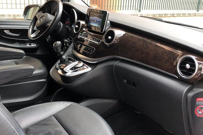 Barcelona El Prat Airport (BNC) to Palamós - Round-Trip Private Van Transfer - Common Questions