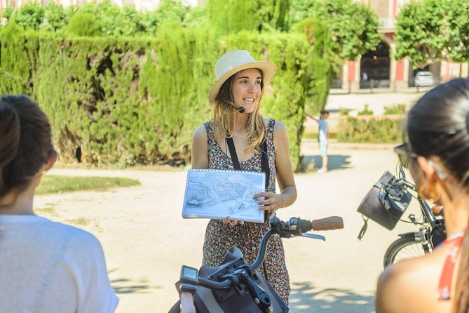 Barcelona Electric Bike Small Group Tour With Tapas and Wine Tasting - Tour Highlights