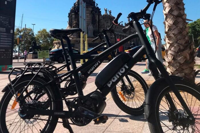 Barcelona: Electric Bike Tour to Montjuic + Relaxing Sailboat Ride - Common Questions