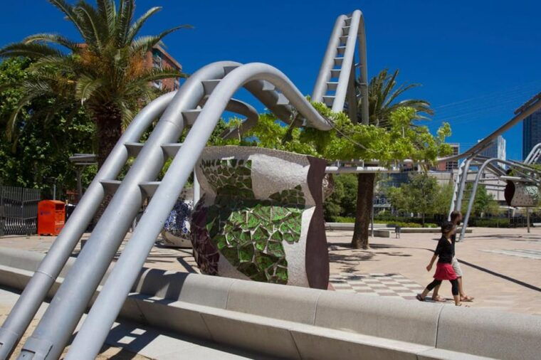 Barcelona: Electric Scooter Tour Along the Promenade and Parks - Inclusions and Exclusions