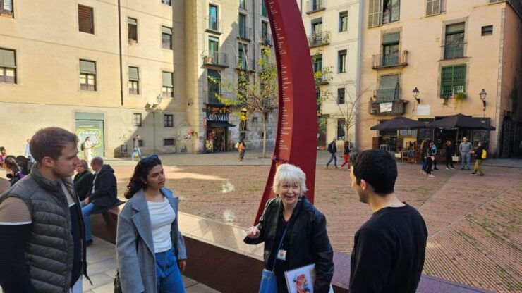 Barcelona: Epic and Medieval Walking Tour - Pricing and Duration