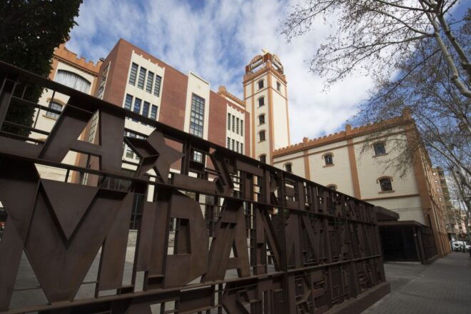 Barcelona: Estrella Damm Old Brewery Tour With Tasting - Booking Details