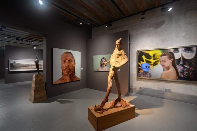 Barcelona: European Museum of Modern Art Entry Ticket - Museum Location and Hours