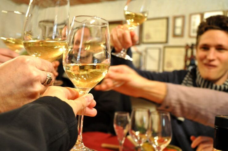 Barcelona: Evening Food and Wine Tasting Tour - Tour Duration and Guide