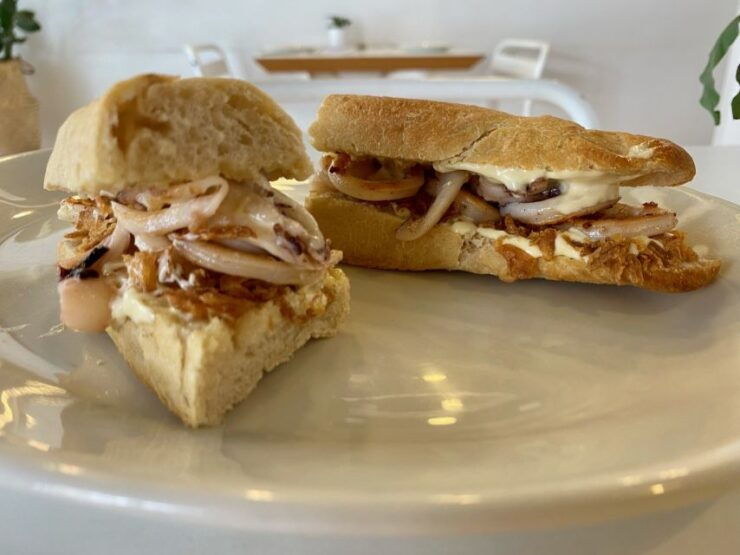 Barcelona: Evening Tapas Tour in the Poble-Sec Neighbourhood - Experience Highlights