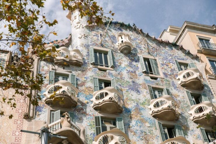 Barcelona: Exclusive Private Tour & Private Transportation - Tour Details
