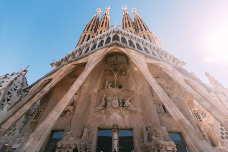 Barcelona: Exclusive Sagrada Familia Private Guided Tour - Activity Details
