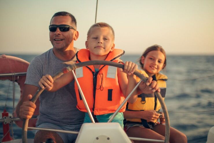 Barcelona: Family Sailing Tour - Experience Highlights