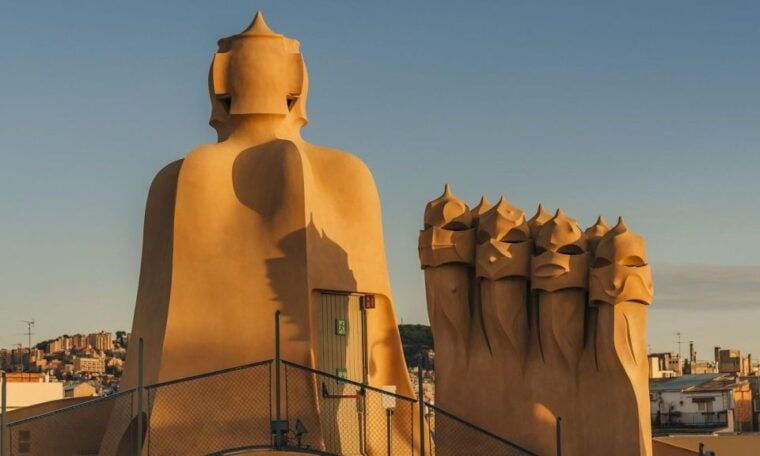 Barcelona: Fast Track La Casa Milà Guided Tour - Important Information