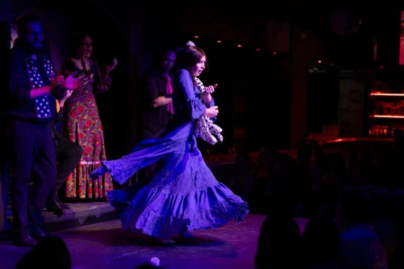 Barcelona: Flamenco Show with Drink at La Rambla - Good To Know