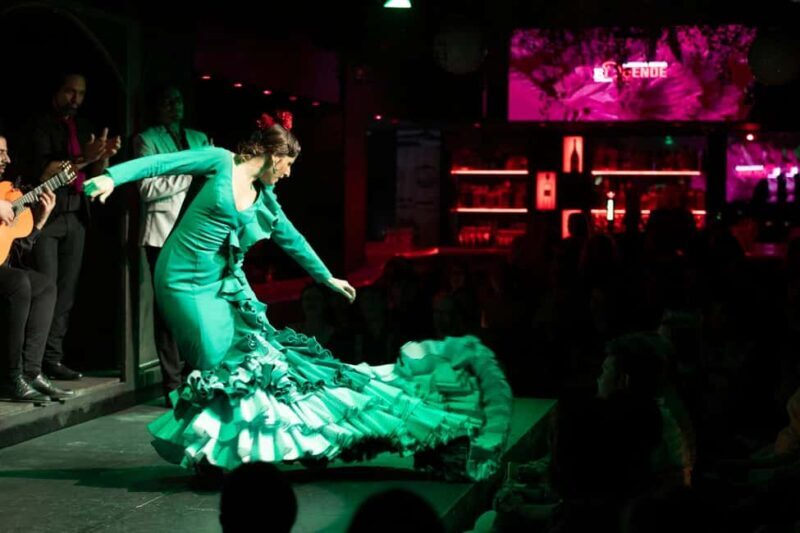 Barcelona: Flamenco Show with Drink at La Rambla - The Performers: Passionate and Talented
