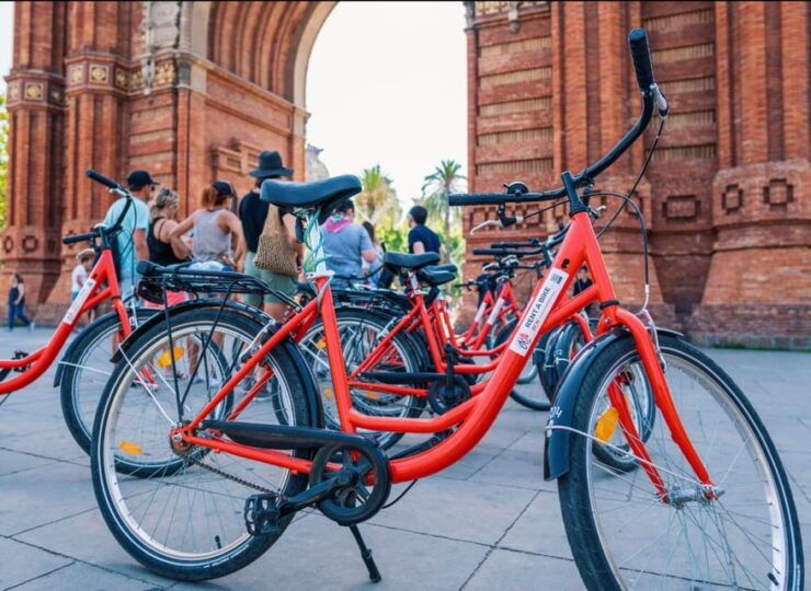 Barcelona: Full-Day Bike Rental With Helmet and Lock - Good To Know
