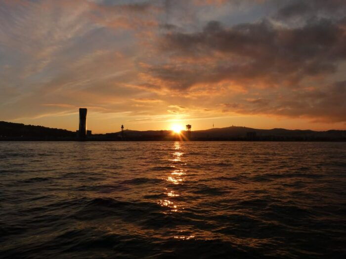 Barcelona Full Moon Cruise - Booking and Availability