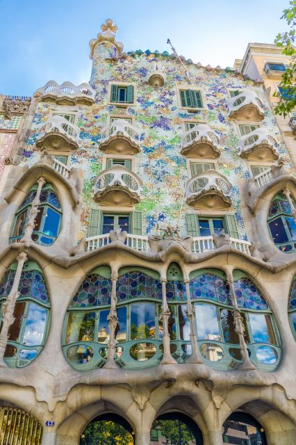Barcelona: Gaudí Free Walking Tour - Good To Know