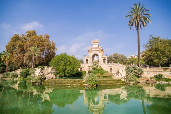 Barcelona: Gaudi Highlights Ebike Tour - Discovering Casa Batlló and Casa Milà