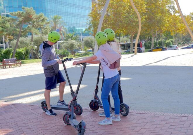 Barcelona: Gaudi Highlights Guided Tour by Electric Scooter - Participant Requirements