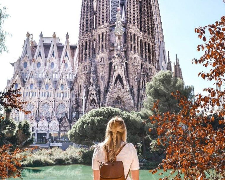 Barcelona: Gaudi Private City Tour With Sagrada Familia - Customer Reviews