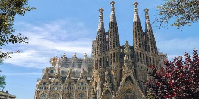 Barcelona: Gaudi Private Tour - Modernist Walking Tour - Frequently Asked Questions