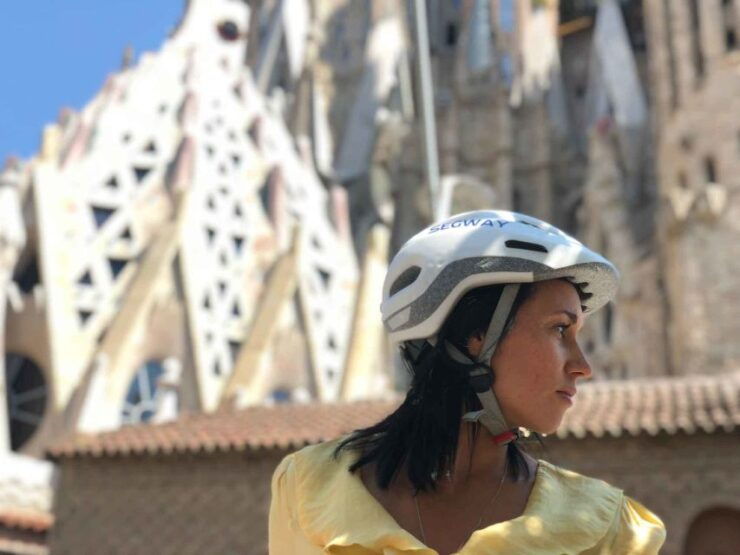 Barcelona: Gaudí Sightseeing Guided Segway Tour - Tour Details