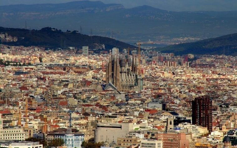 Barcelona: Girona Private Day Trip With Local Guide - Important Information