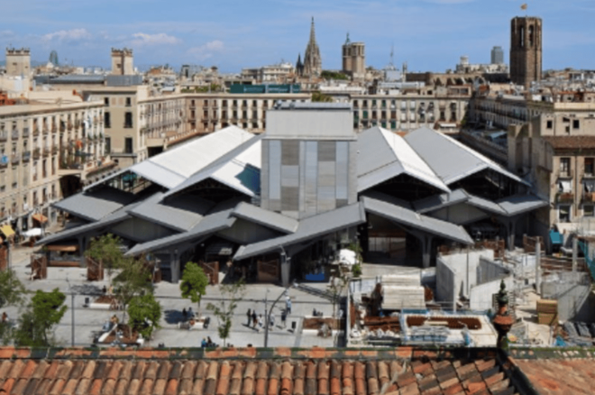 Barcelona: Gothic Quarter and Sagrada Familia Private Tour - Guided Experience