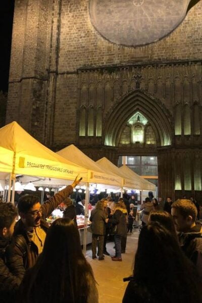 Barcelona: Gothic Quarter By Night Guided Walking Tour - Frequently Asked Questions