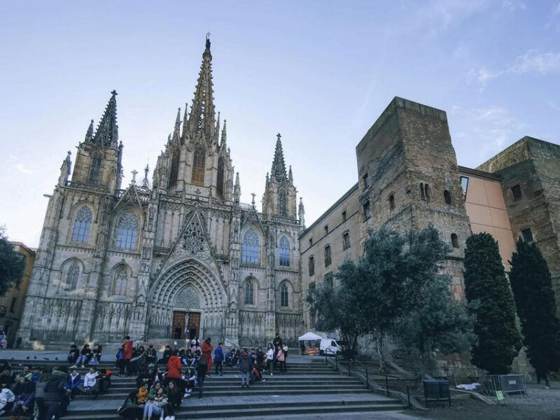 Barcelona: Gothic Quarter Gems Private Walking Tour - Good To Know