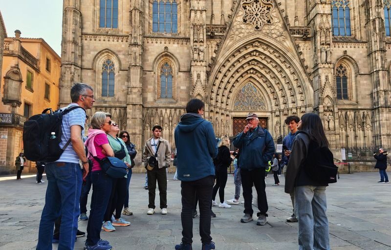 Barcelona Gothic Quarter Half-Day Small Group Walking Tour - What two hours in the Gothic Quarter can show you