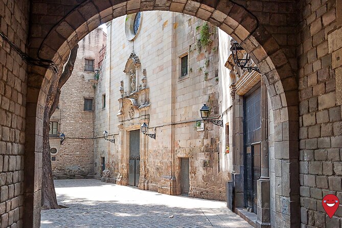 Barcelona Gothic Quarter: History&Legends Comedy Tour - Historical Background