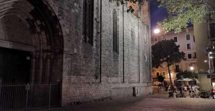 Barcelona Gothic Quarter Outdoor Escape Game: Haunted City - Activity Overview