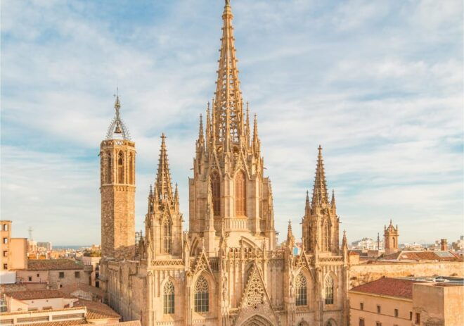 Barcelona, Gothic Quarter: Sights & Highlights Walking Tour - Flexible Exploration