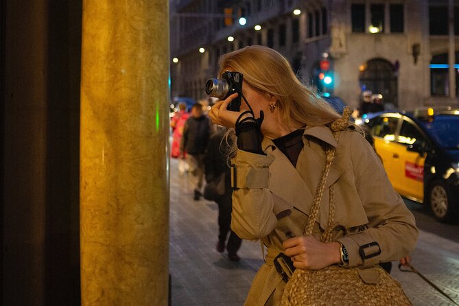 Barcelona Gothic Quarter Through the Lens of a Photographer - Location Accessibility and Maximum Travelers