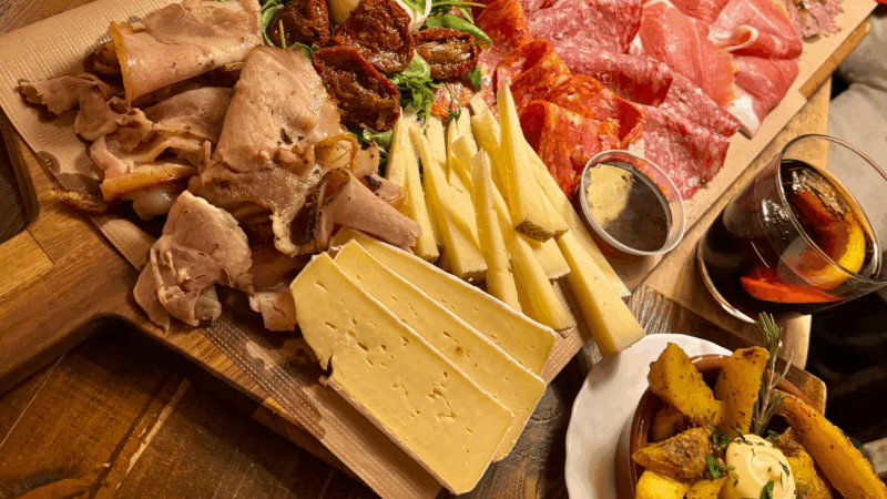 Barcelona: Gothic Quarter Tipsy Tasting Tapas Tour + History - Good To Know