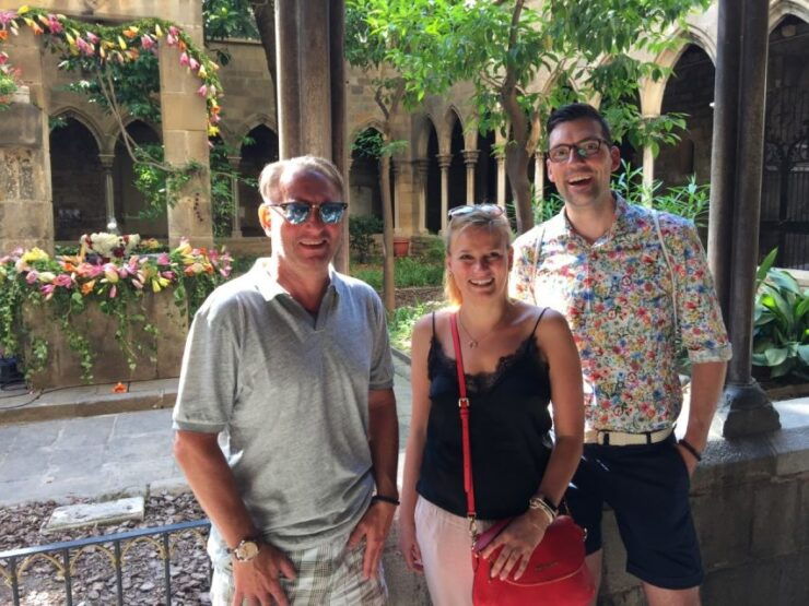 Barcelona: Gothic Quarter Walking Tour - Experience Highlights