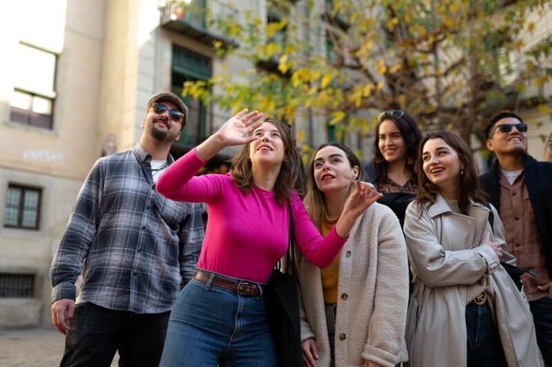 Barcelona: Gothic Quarter Walking Tour with 10+ Attractions - Who Should Book This Tour?