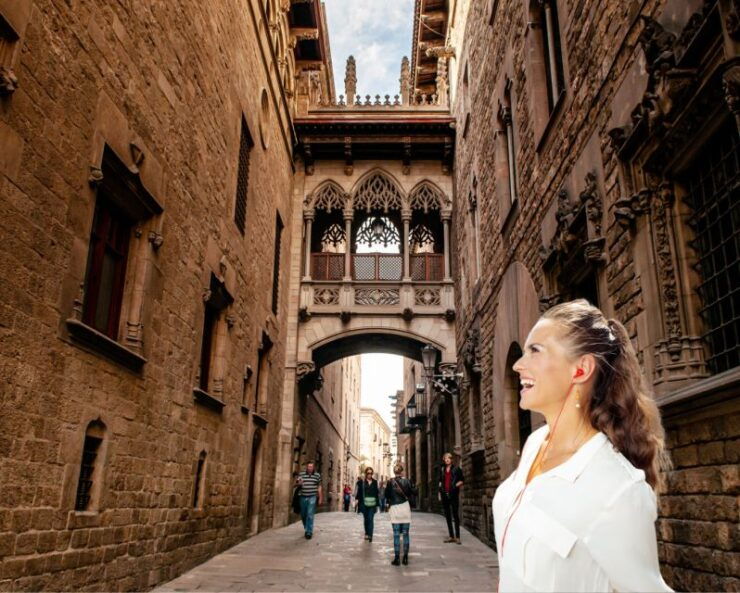 Barcelona Gothic Quarter: Walking Tour With Audio Guide - Booking Details
