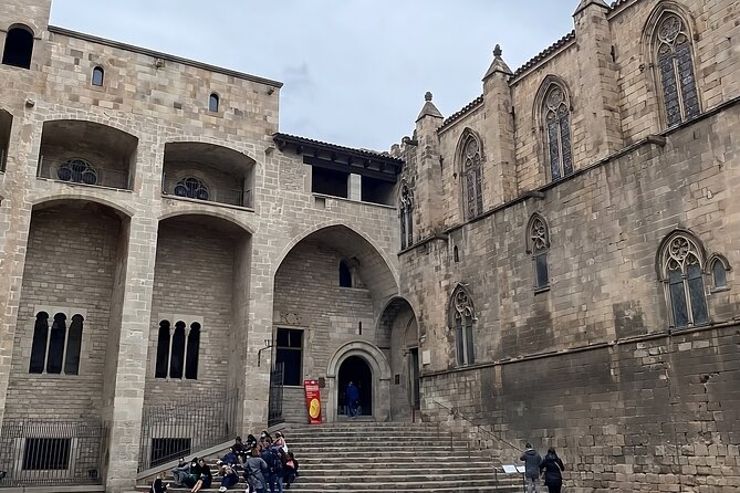 Barcelona Gothic Quarter With a Certified Guide - Booking and Flexibility