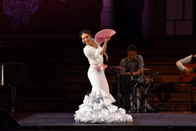 Barcelona: Gran Gala Flamenco Show Entry Ticket - Additional Information