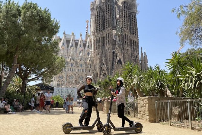 Barcelona Guided 3-hour Gaudi E-Scooter Tour - E-Scooter Tour Itinerary