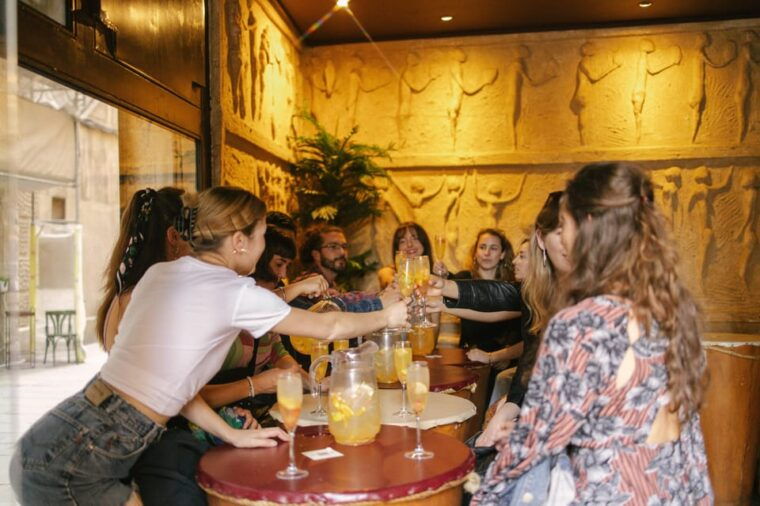 Barcelona: Guided City Nightlife Tour - Guided Tour Details
