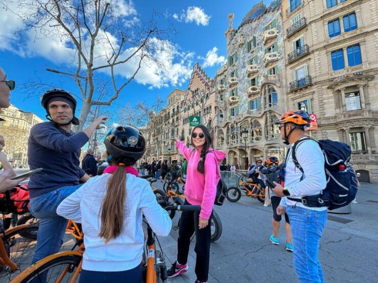 Barcelona: Guided Gaudi Tour by Bike, E-Bike or E-Scooter - Tour Details