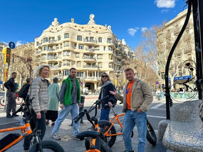 Barcelona: Guided Gaudi Tour by Bike, E-Bike or E-Scooter - Important Information